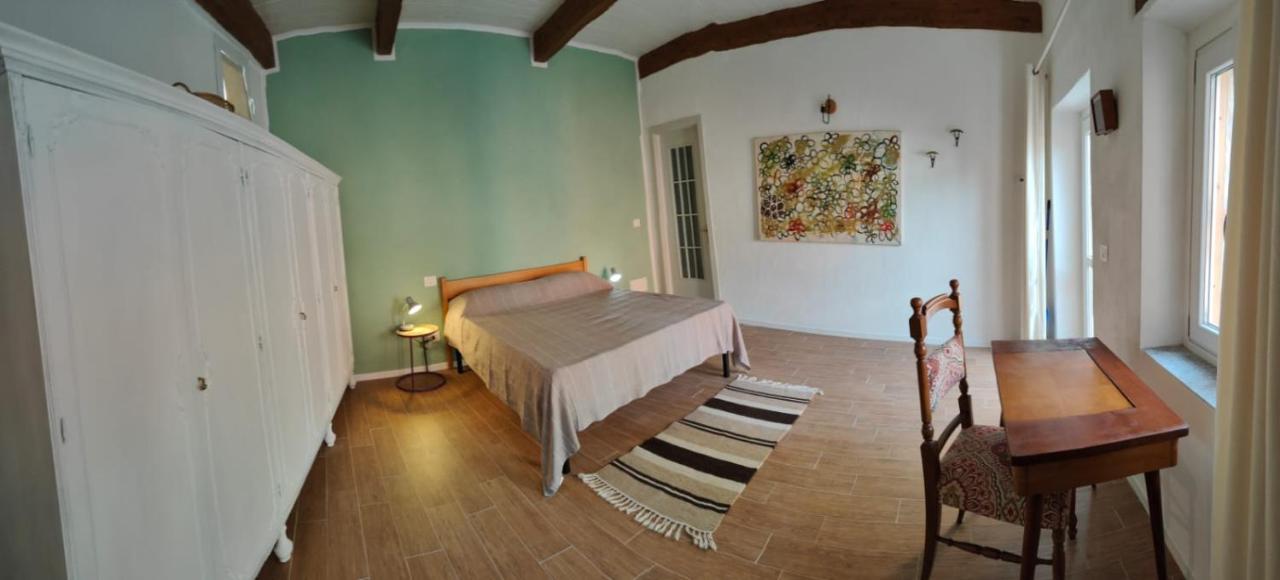 Magalocanda Stanze Sotto Al Castello Montemagno  Extérieur photo